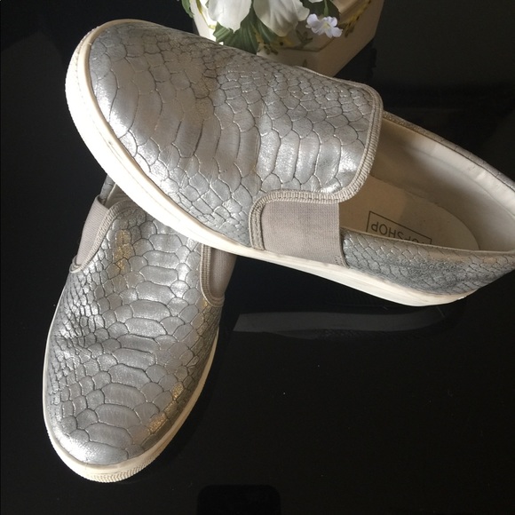 Topshop Snake Skin Loafers - Picture 2 of 4